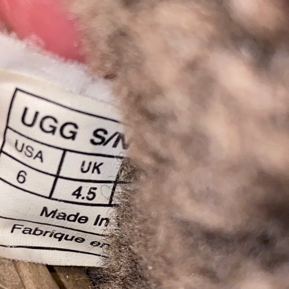 Rare!! UGG Skylah Brown Bomber Leather Faux Fur Boots Size 6 - Picture 9 of 15